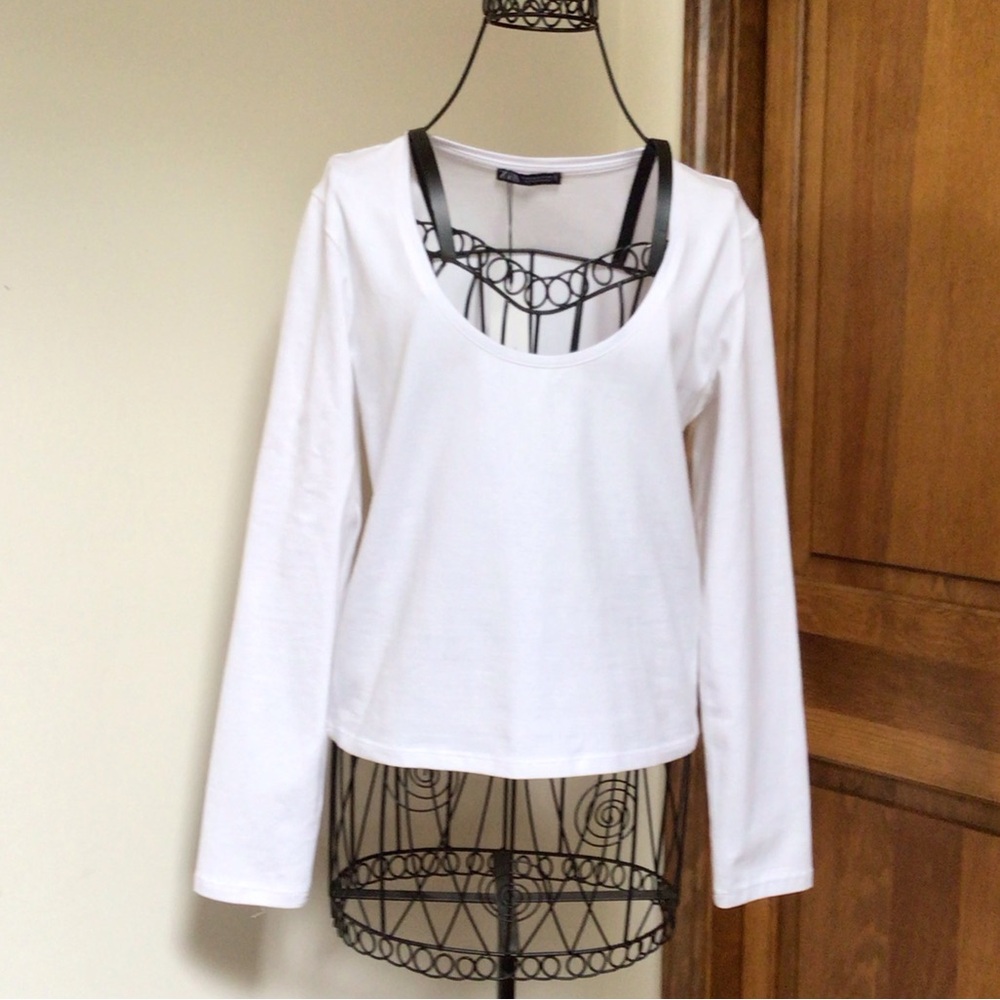 Zara white cotton top, Medium, new
